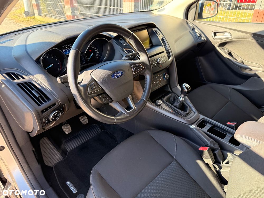Ford Focus 1.0 EcoBoost Edition - 11