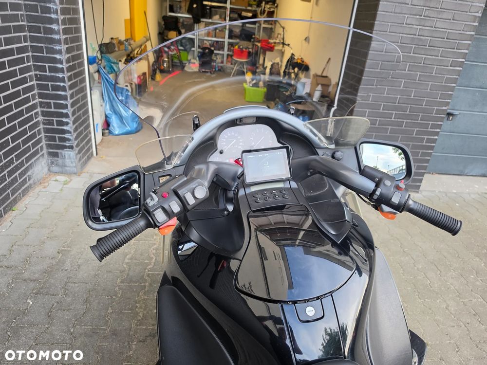 BMW K - 9