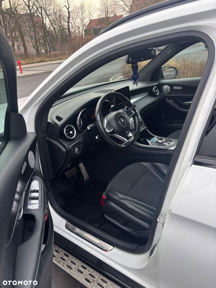 Mercedes-Benz GLC 220 d 4-Matic - 18