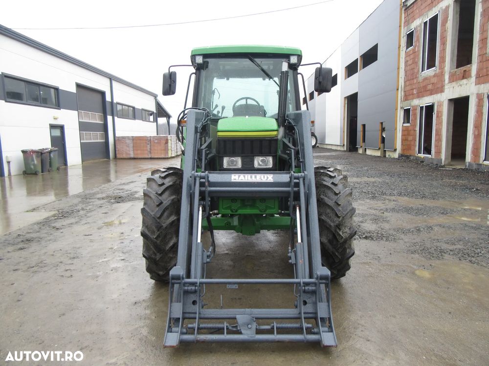 John Deere 6110 - 7