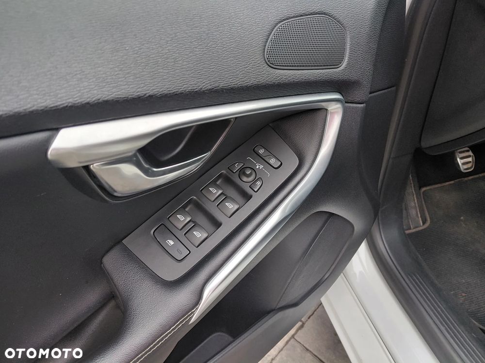 Volvo V40 D4 RDesign - 18