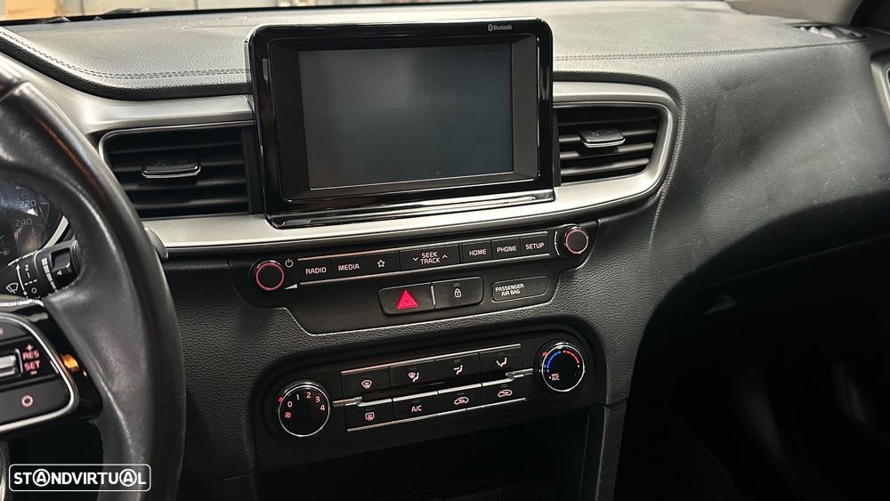 Kia Ceed SW 1.6 CRDi SX - 11
