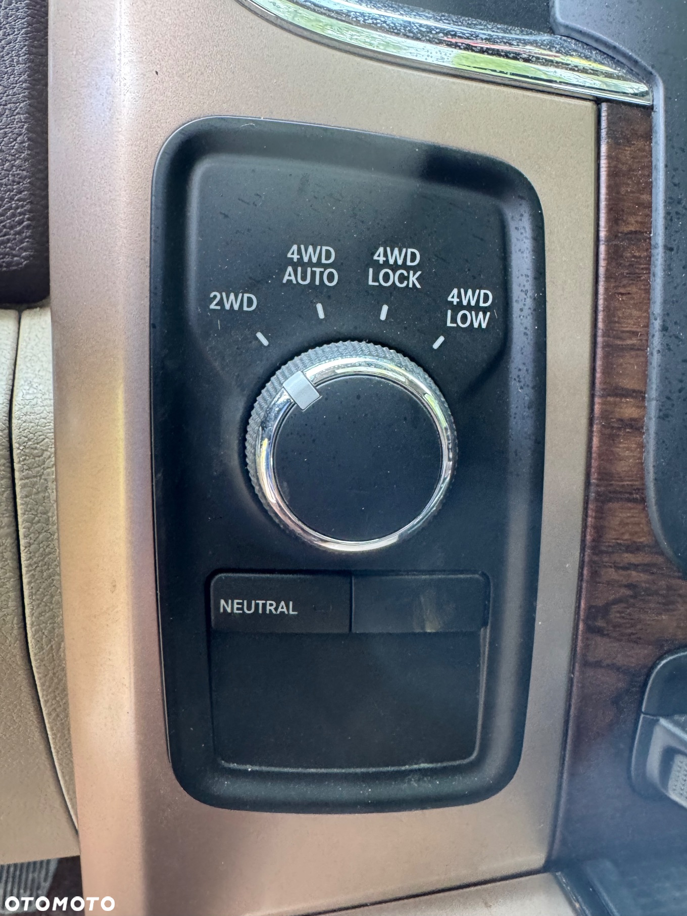 Dodge RAM 1500 5.7 4x4 - 22
