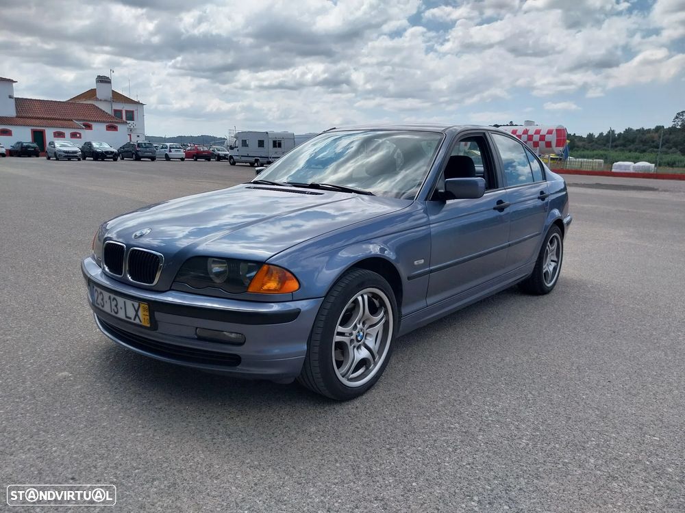 BMW 318 i - 1