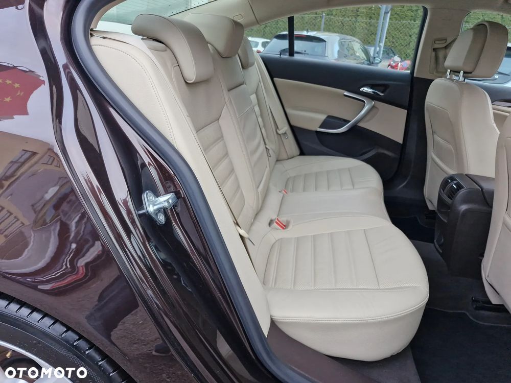 Opel Insignia 2.0 Turbo 4x4 Cosmo - 18