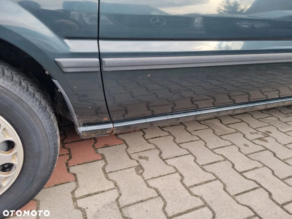 Nissan Sunny 1.6 SLX - 23