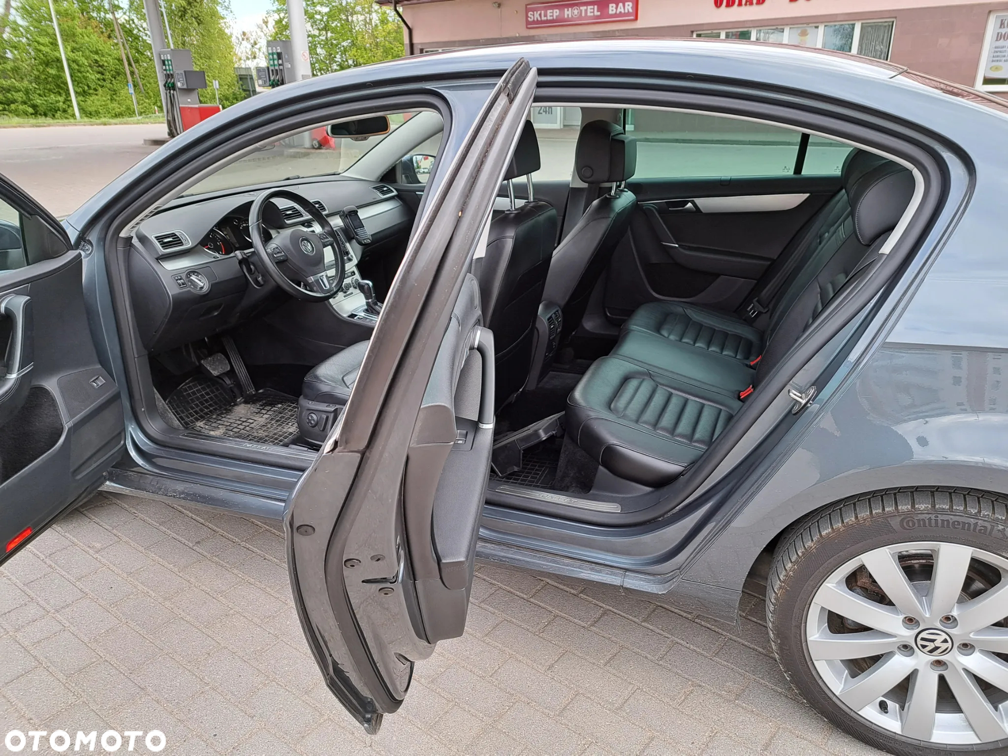 Volkswagen Passat - 14