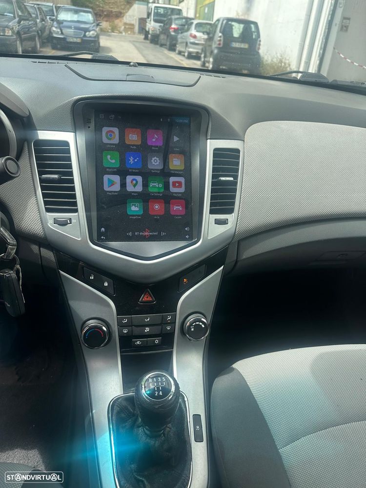 Chevrolet Cruze 1.6 LS - 12