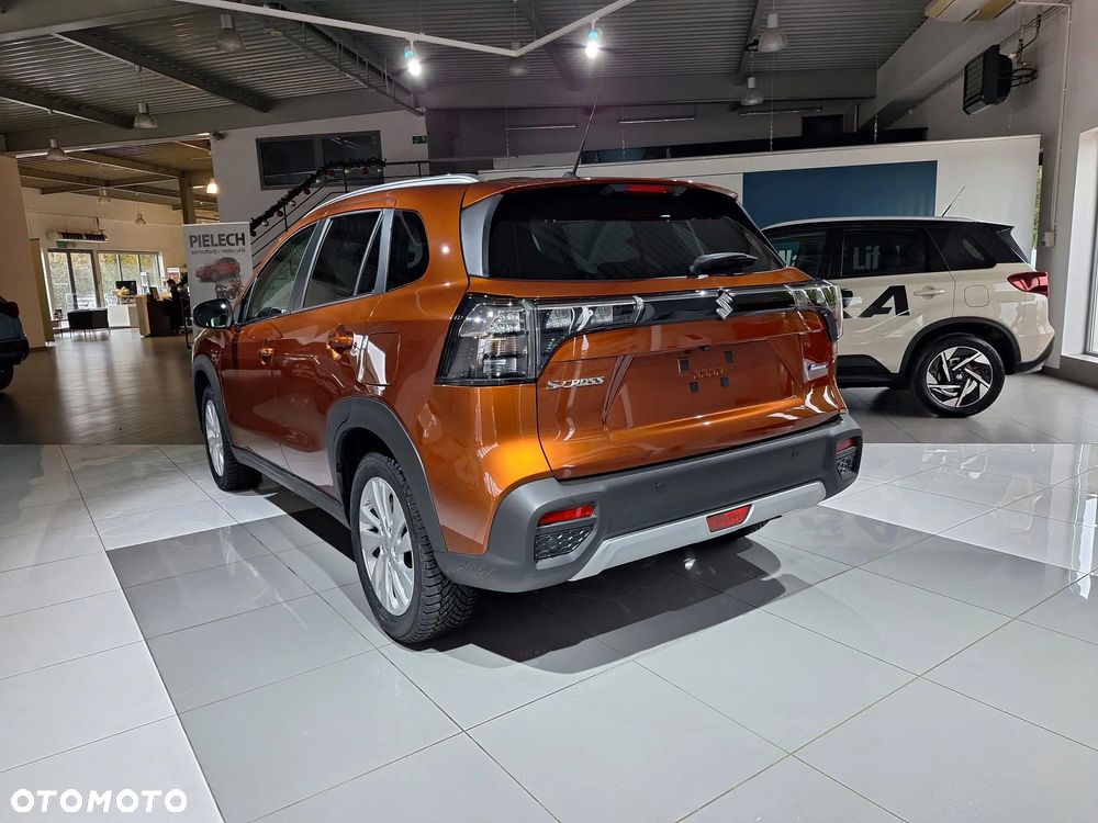 Suzuki S-Cross 1.4 BoosterJet mHEV Premium Plus SP 4WD - 9