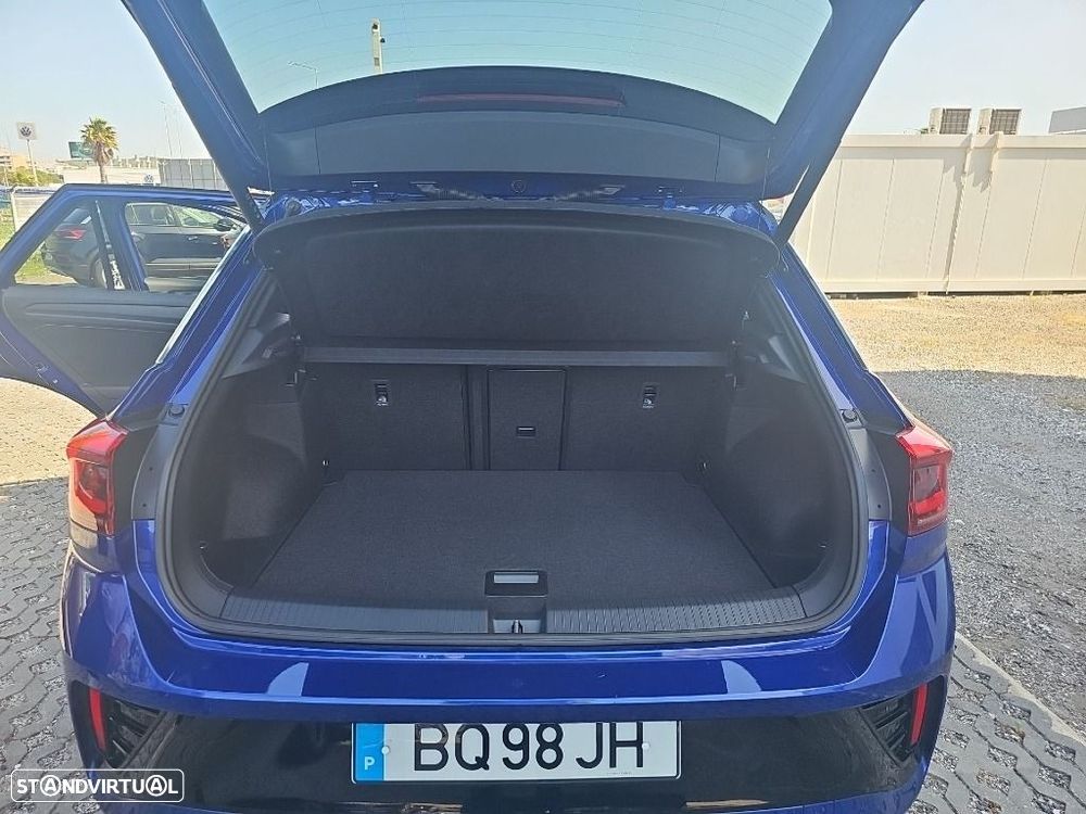 VW T-Roc R 2.0 TSI - 23