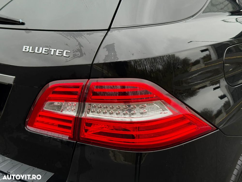 Mercedes-Benz ML 350 BlueTEC 4MATIC 7G-TRONIC - 33