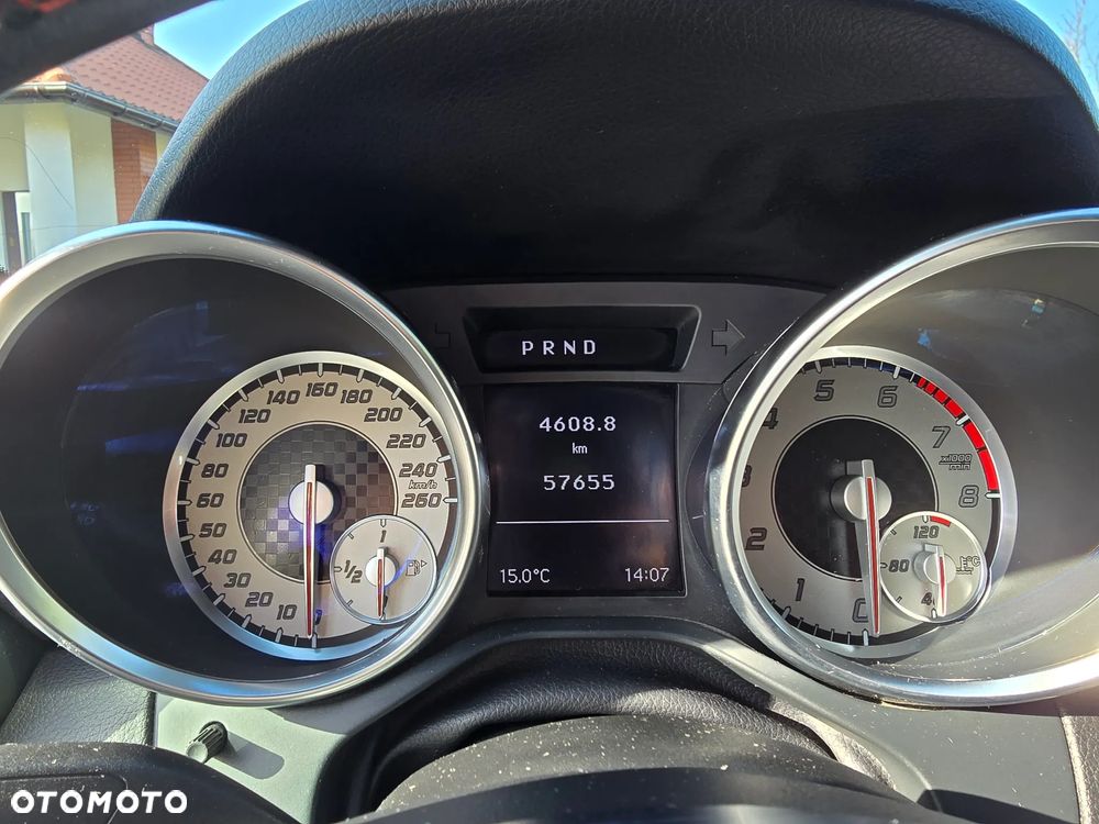 Mercedes-Benz SLK 200 (BlueEFFICIENCY) 7G-TRONIC - 35