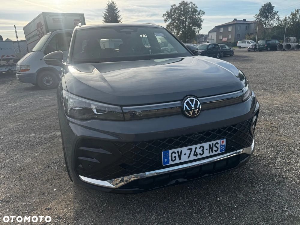 Volkswagen Tiguan 1.5 eTSI OPF DSG R-Line - 20