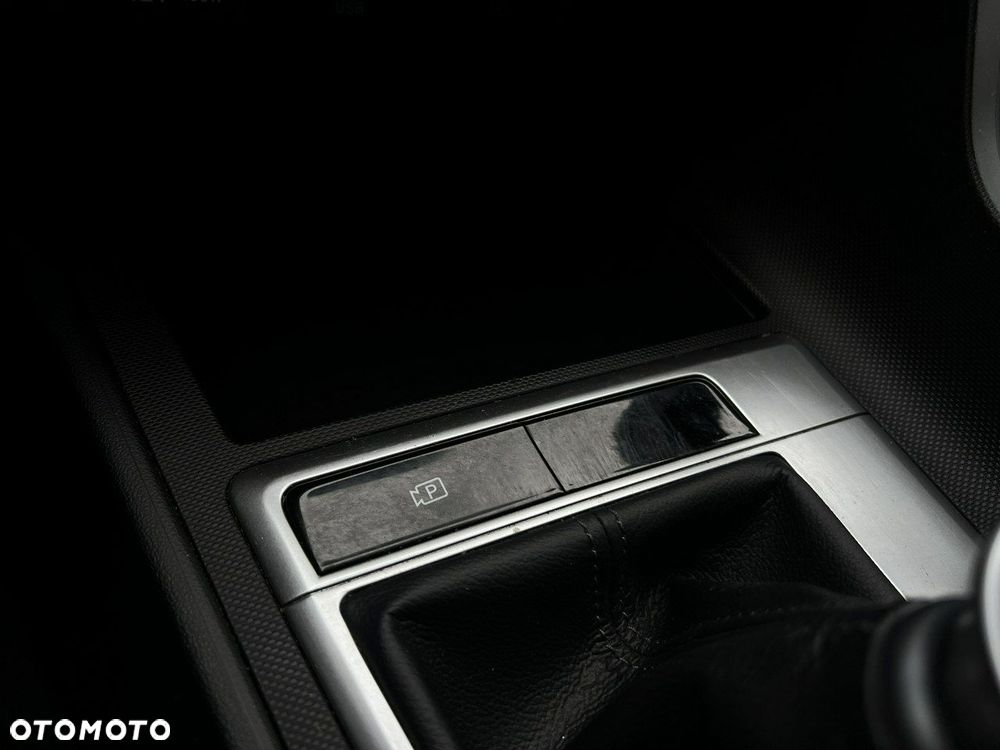 Hyundai Elantra - 18