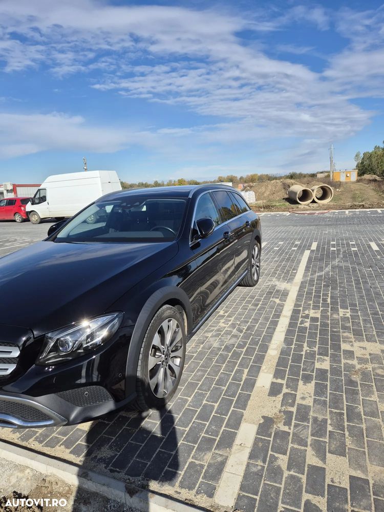 Mercedes-Benz E 220 d All-Terrain 4MATIC Aut. - 3