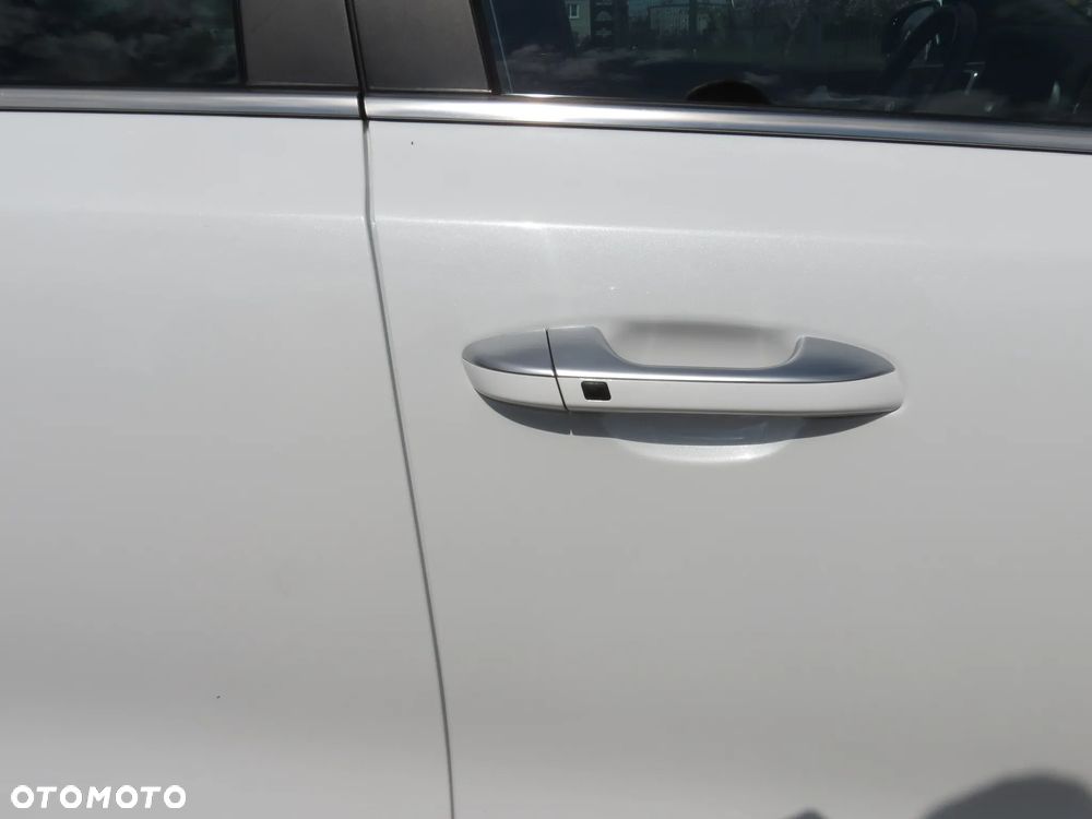 Kia Sportage 1.6 T-GDI AWD GT LINE - 16