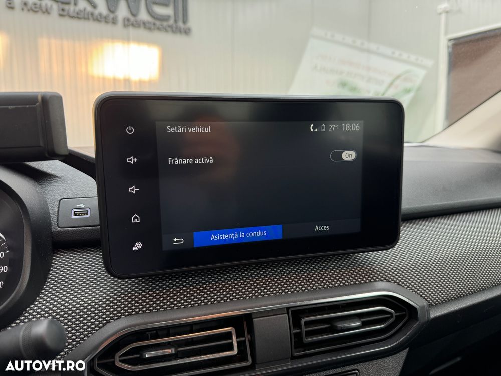 Dacia Logan TCe 90 MT6 Comfort - 8