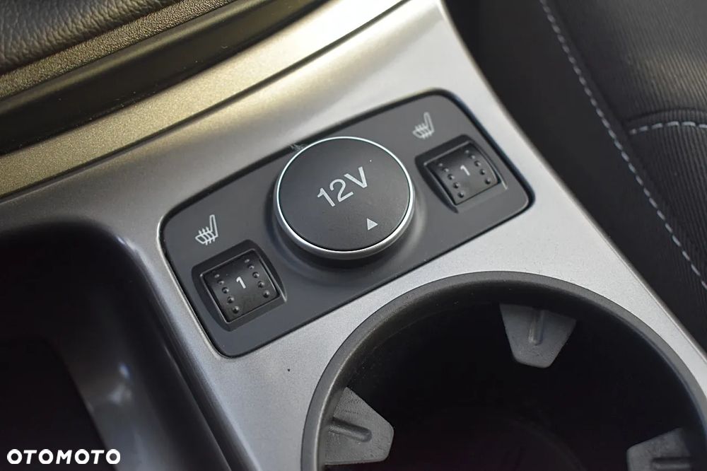 Ford Kuga 2.0 TDCi 2x4 SYNC - 34