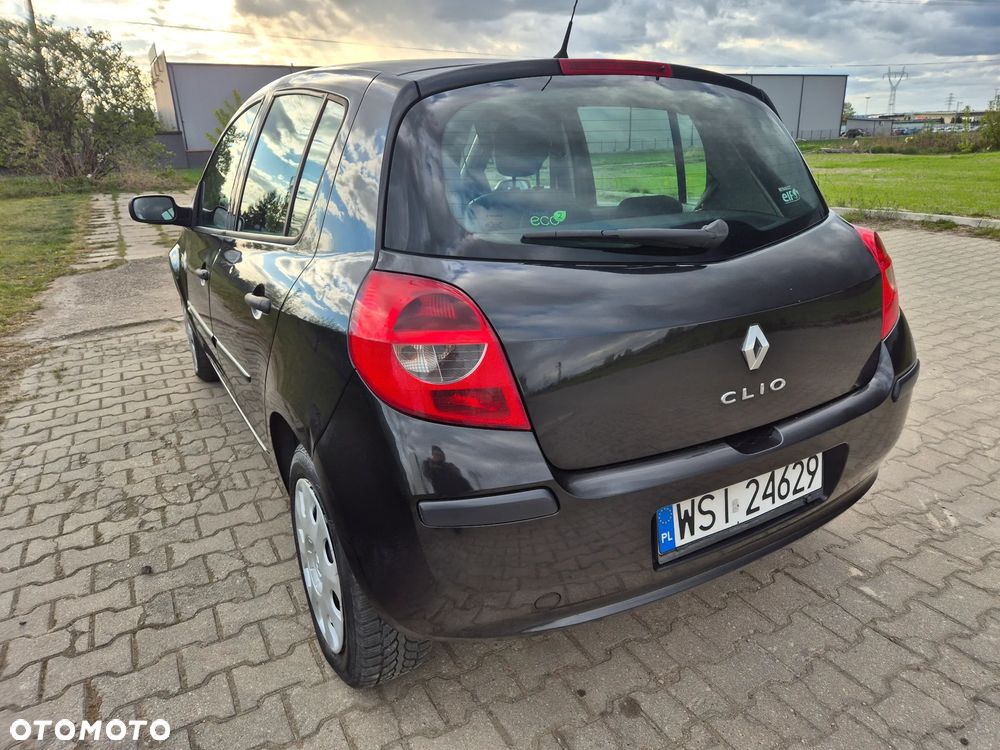 Renault Clio 1.5 dCi Alize - 6