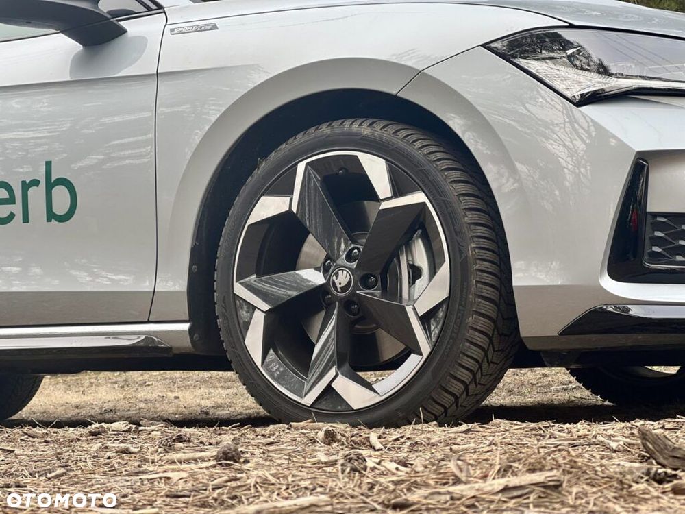 Skoda Superb - 17