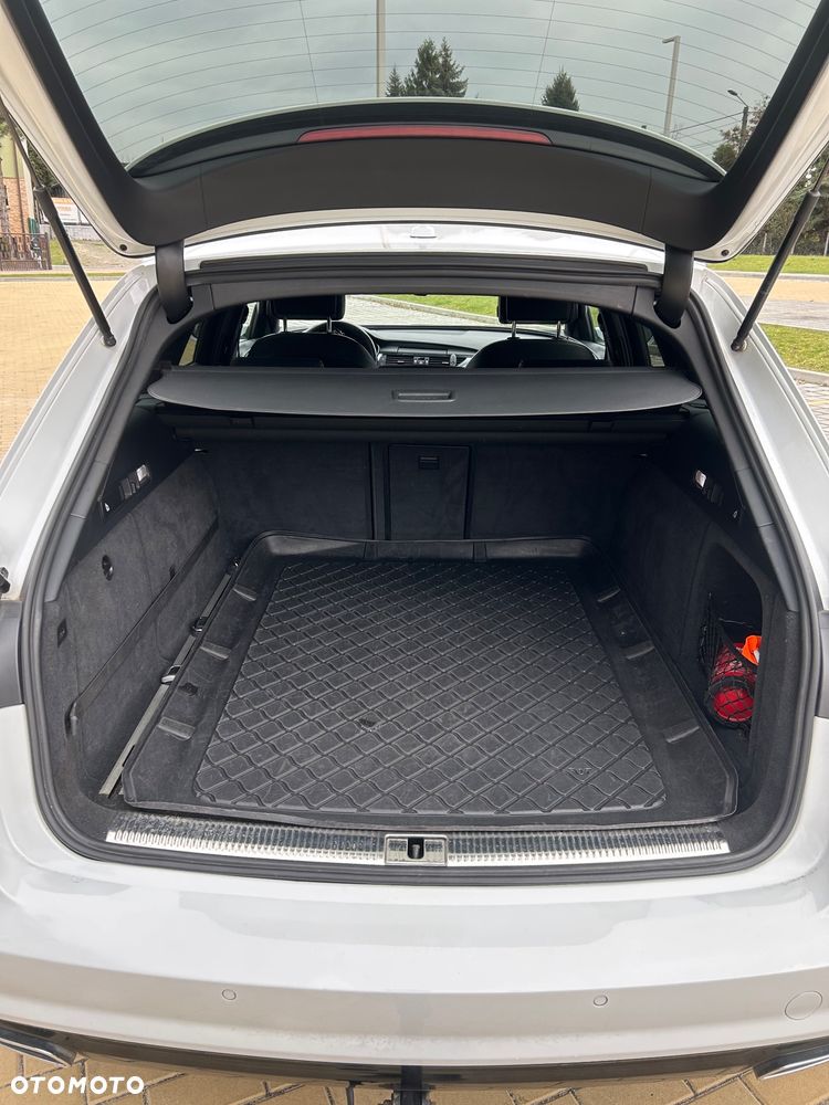 Audi A6 Avant 2.0 TDI Ultra DPF S tronic - 27