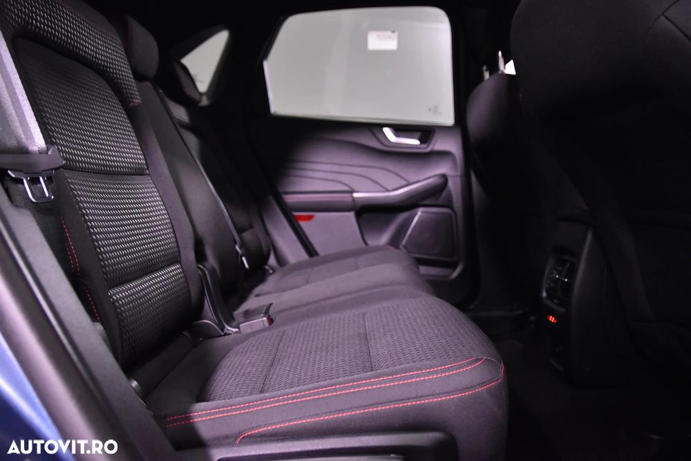 Ford Kuga - 13