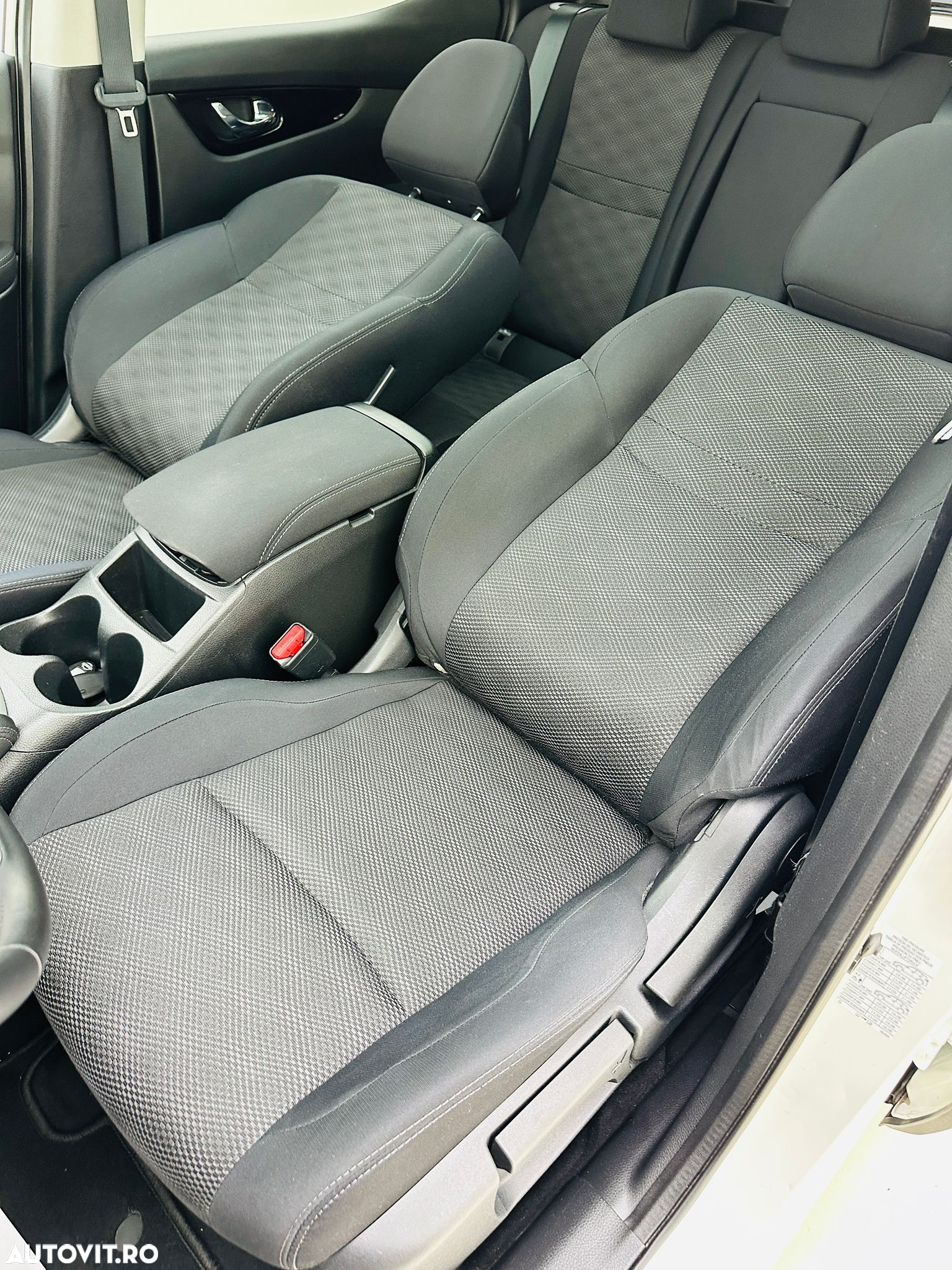 Nissan Qashqai - 27