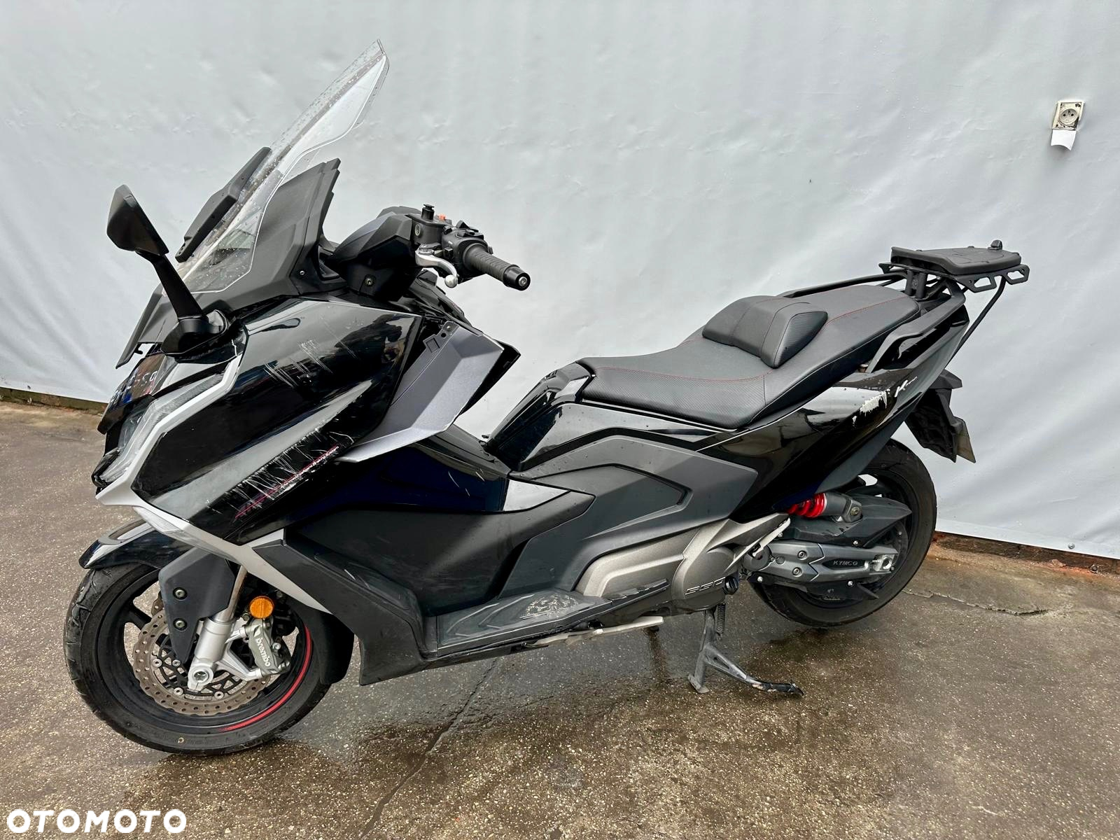 Kymco AK 550 - 9