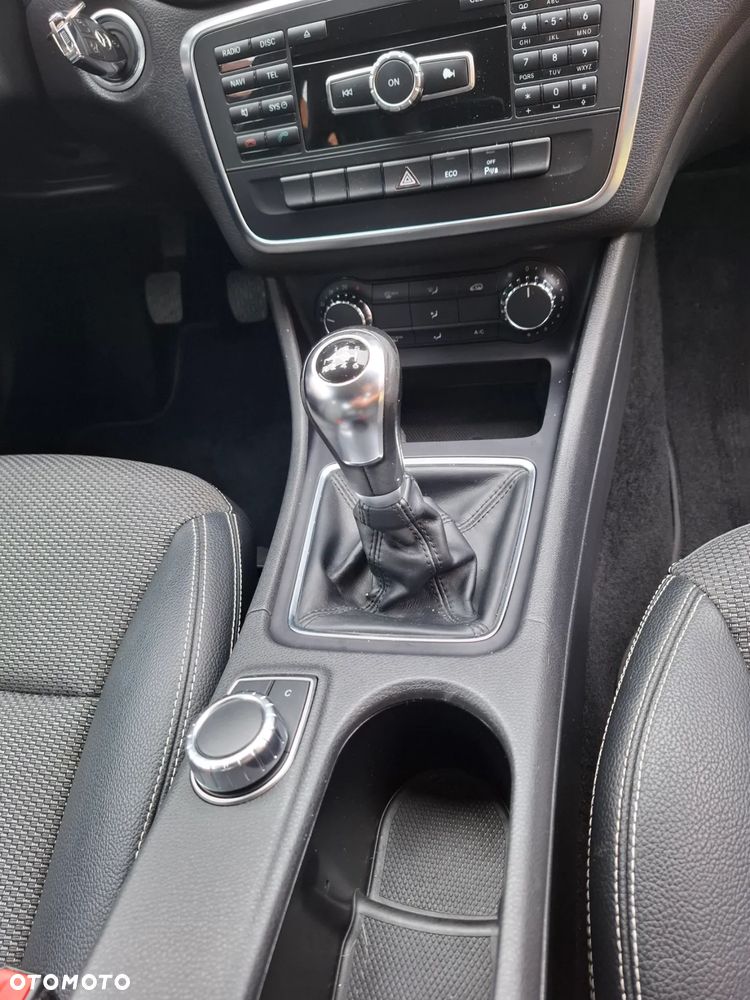 Mercedes-Benz CLA - 21