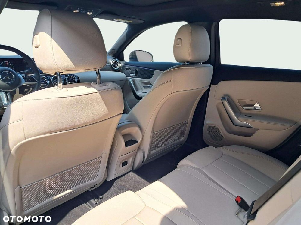 Mercedes-Benz Klasa A 250 e PHEV Progressive 8G-DCT - 12