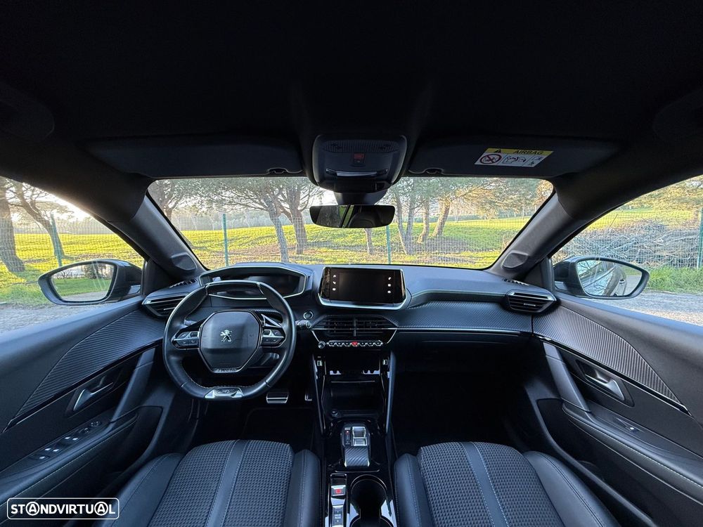 Peugeot e-208 50 kWh GT - 4
