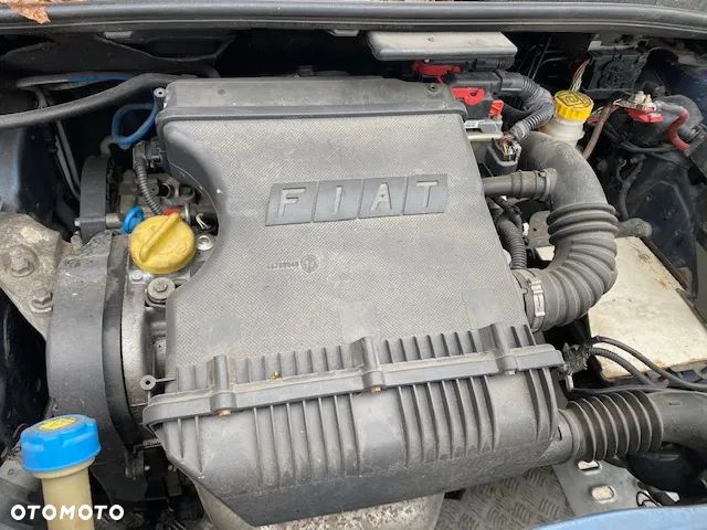 Silnik 1.4 16v 843A1000 kompletny fiat idea stilo tipo - 1