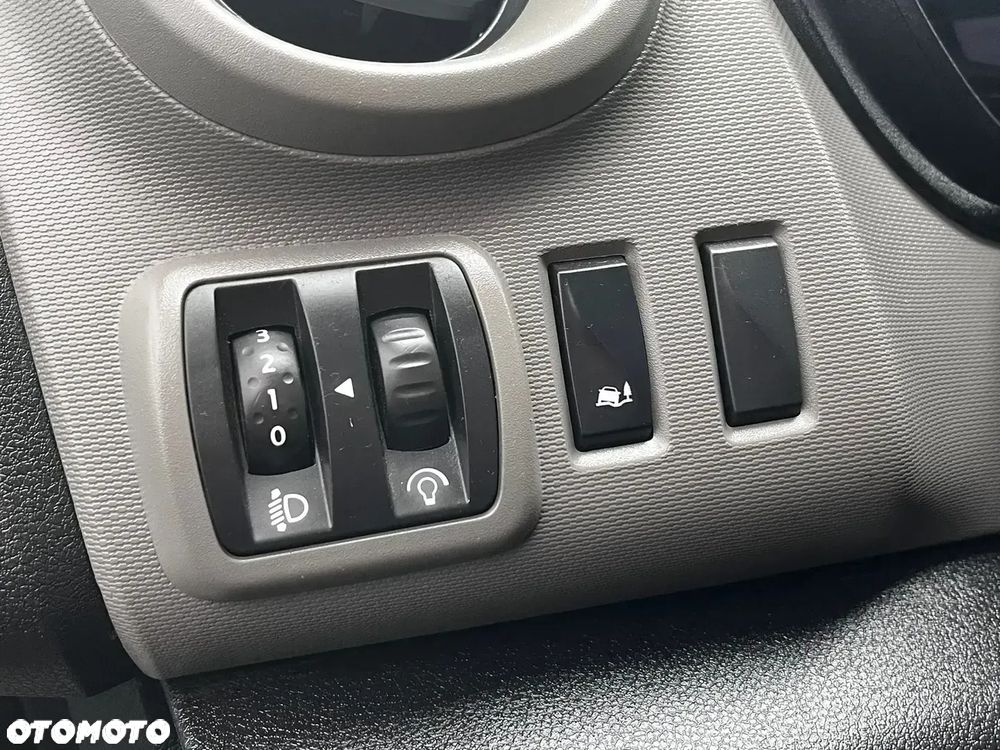 Renault Trafic - 8
