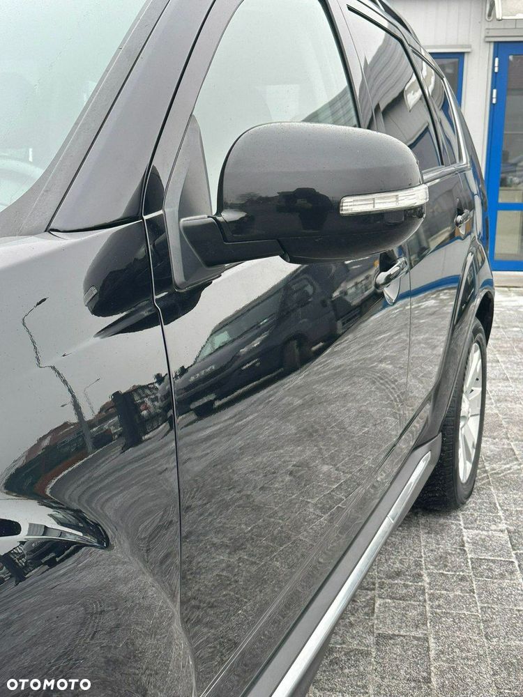 Mitsubishi Outlander - 26