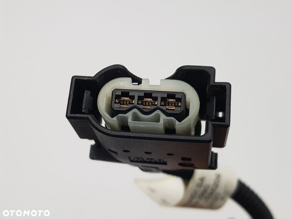 Przewód z adapterem czujnika poziomu oleju BMW X5 G05 G30 N63 4.4 V8 - 5