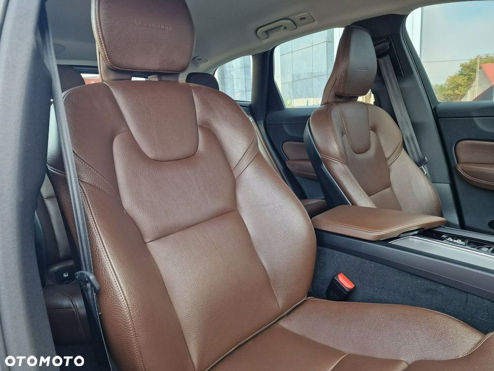 Volvo XC 60 B5 B AWD Geartronic Inscription - 24