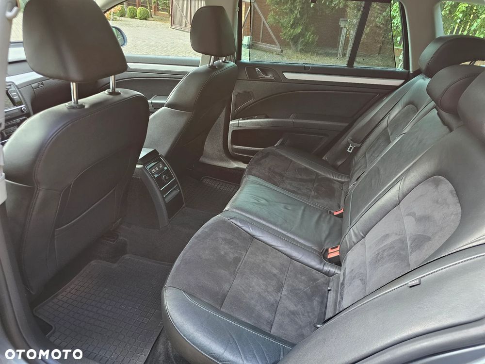 Skoda Superb - 17