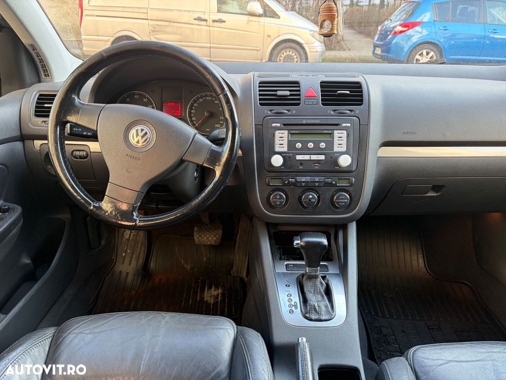 Volkswagen Golf 1.6 FSI Automatik Comfortline - 7