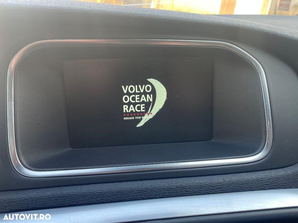 Volvo V40 D2 Ocean Race - 14