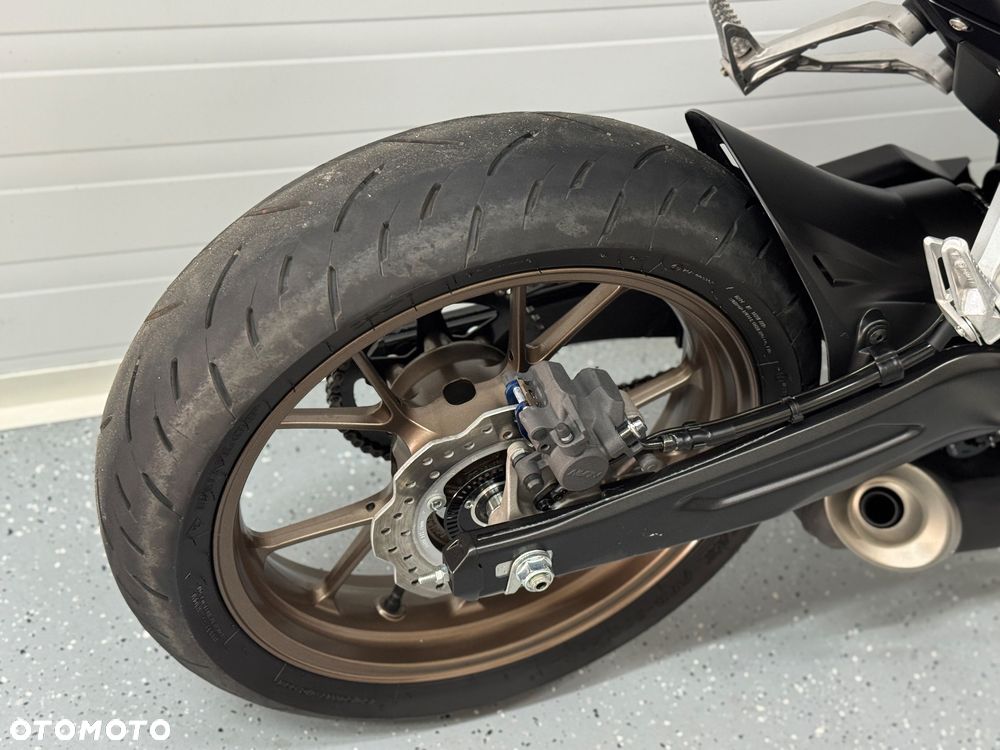 Honda CB - 14