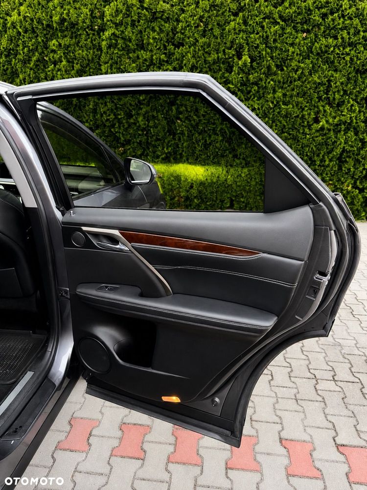 Lexus RX - 17
