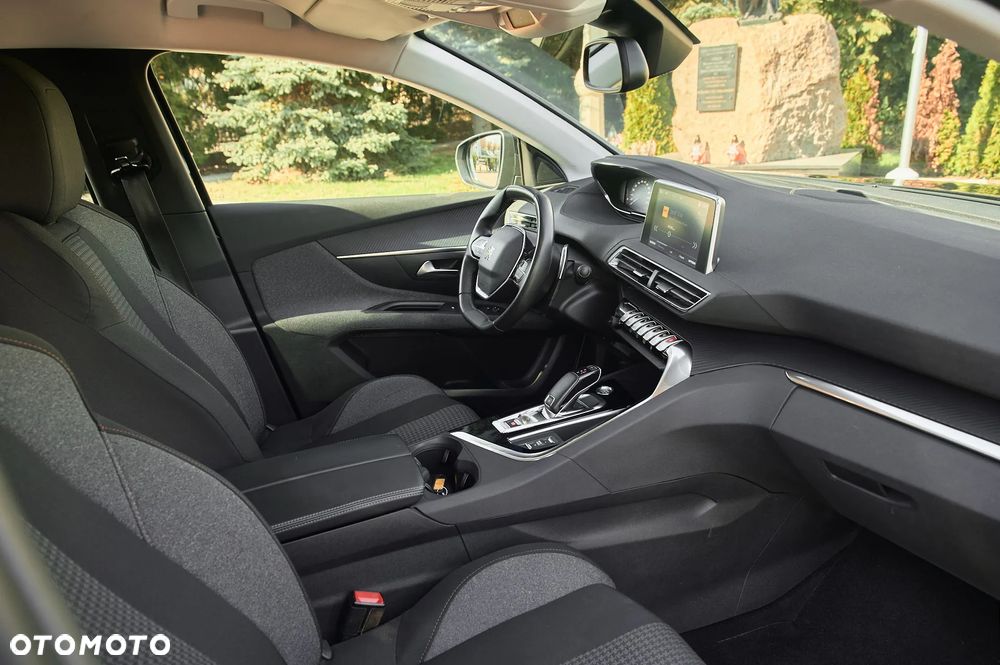 Peugeot 5008 1.5 BlueHDi GT S&S EAT8 - 33