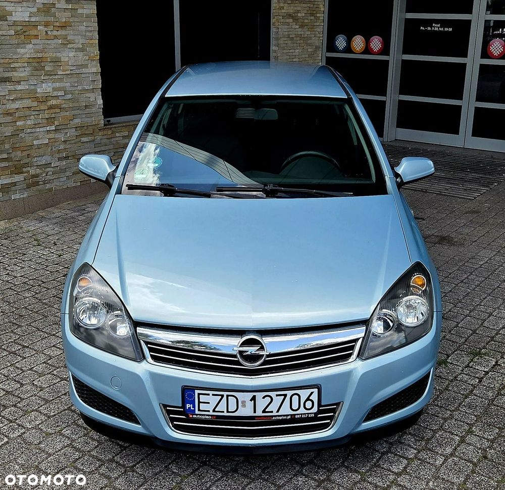 Opel Astra - 32