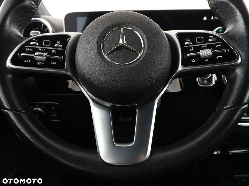 Mercedes-Benz Klasa B 200 d Progressive 8G-DCT - 22