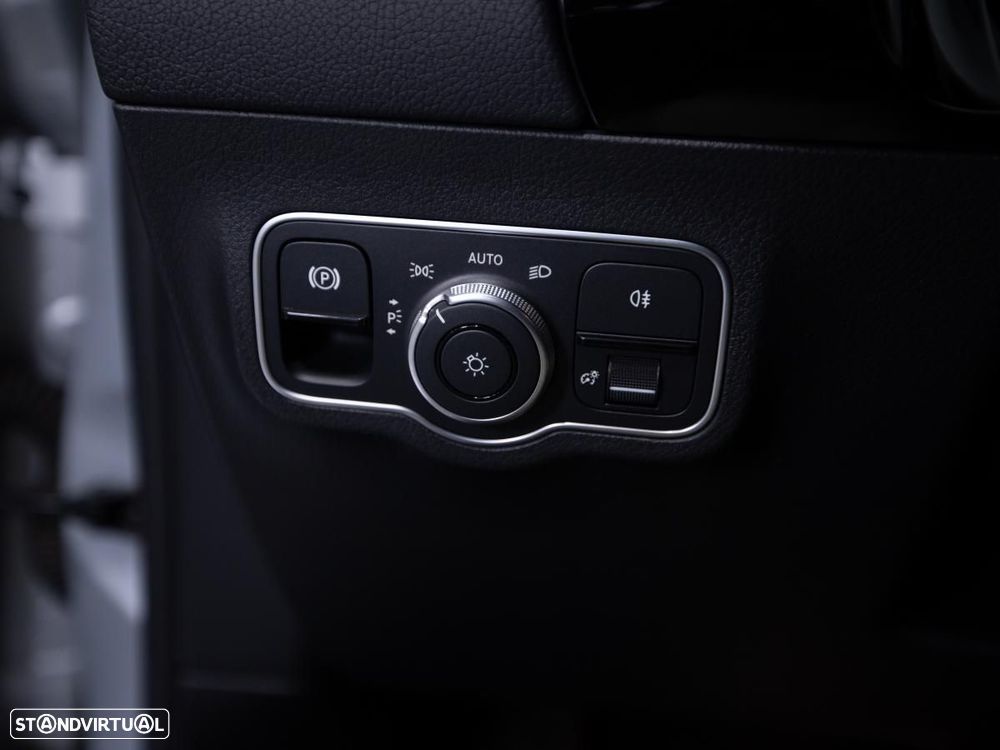 Mercedes-Benz EQA - 18