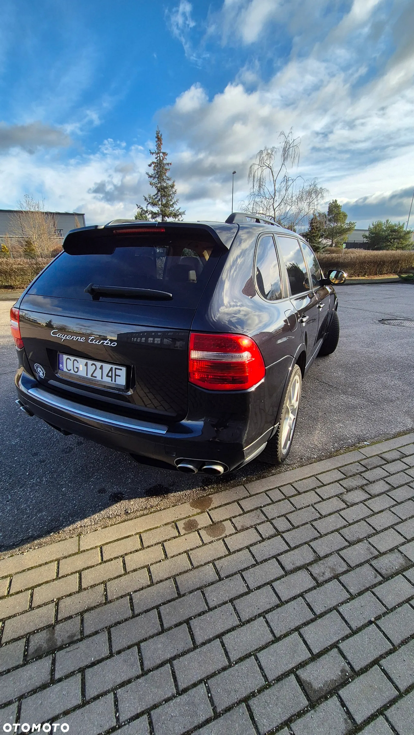 Porsche Cayenne Turbo - 12