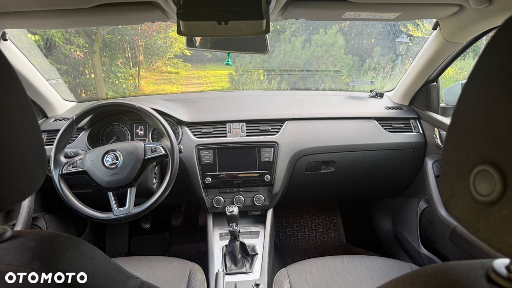 Skoda Octavia 1.6 TDI Ambition - 8