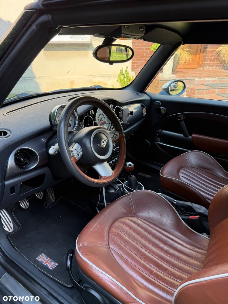 MINI Cooper S Sidewalk - 6