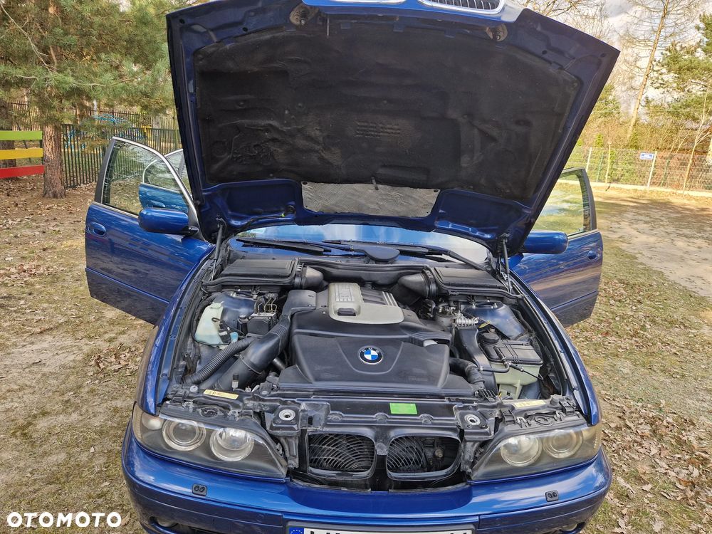BMW Seria 5 520d - 5