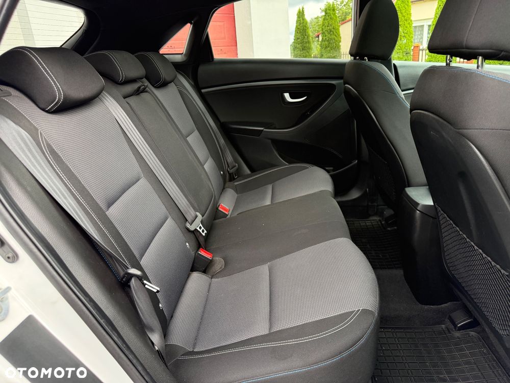 Hyundai i30 1.6 CRDI Passion - 29